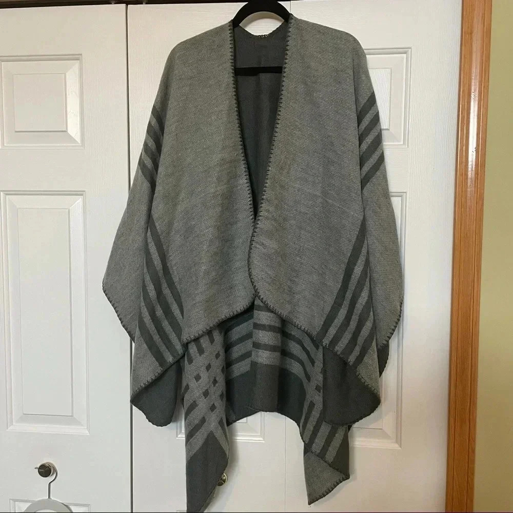 BB‎ Dakota Blanket Shawl
